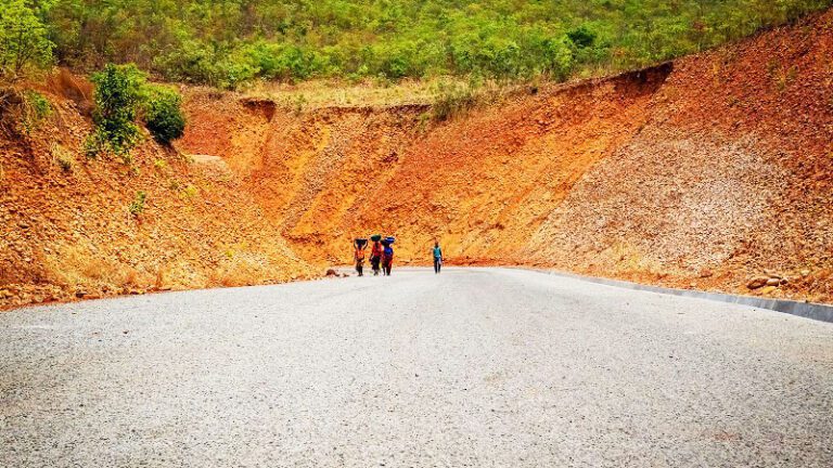 Lake-Tanganyika-Roads